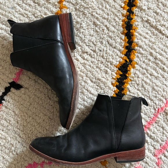 Nisolo Everyday Chelsea Black sz 9 - Picture 2 of 5